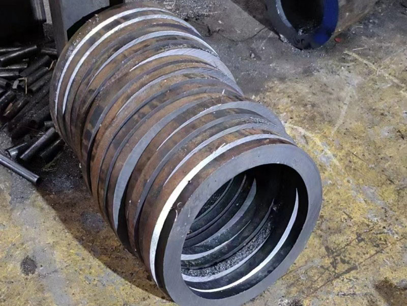 襄汾30CrMo无缝钢管切割